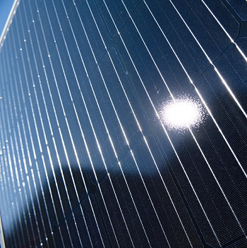 Nieuw zonnepaneel van Canadian Solar heeft een vermogen van 590 Wattpiek