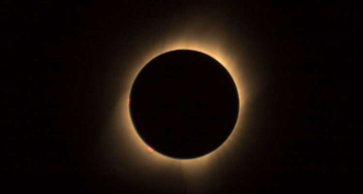 Zonsverduistering zonnepanelen